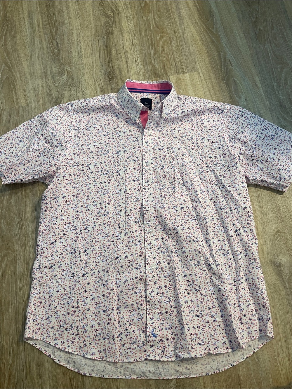 Tailorbyrd Light Pink Short-Sleeve Floral Button-Down Shirt